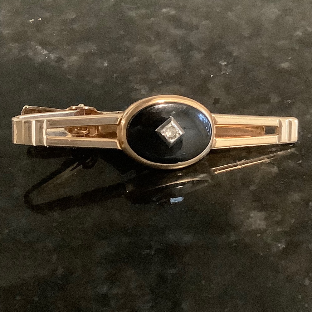 Signed Gold Tone Oval Black Onyx Tie Clip Bar Clasp